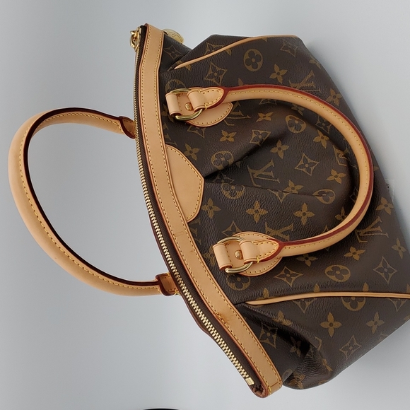 ๐ SOLD ๐ Louis Vuitton Tivoli PM - Picture 4 of 17